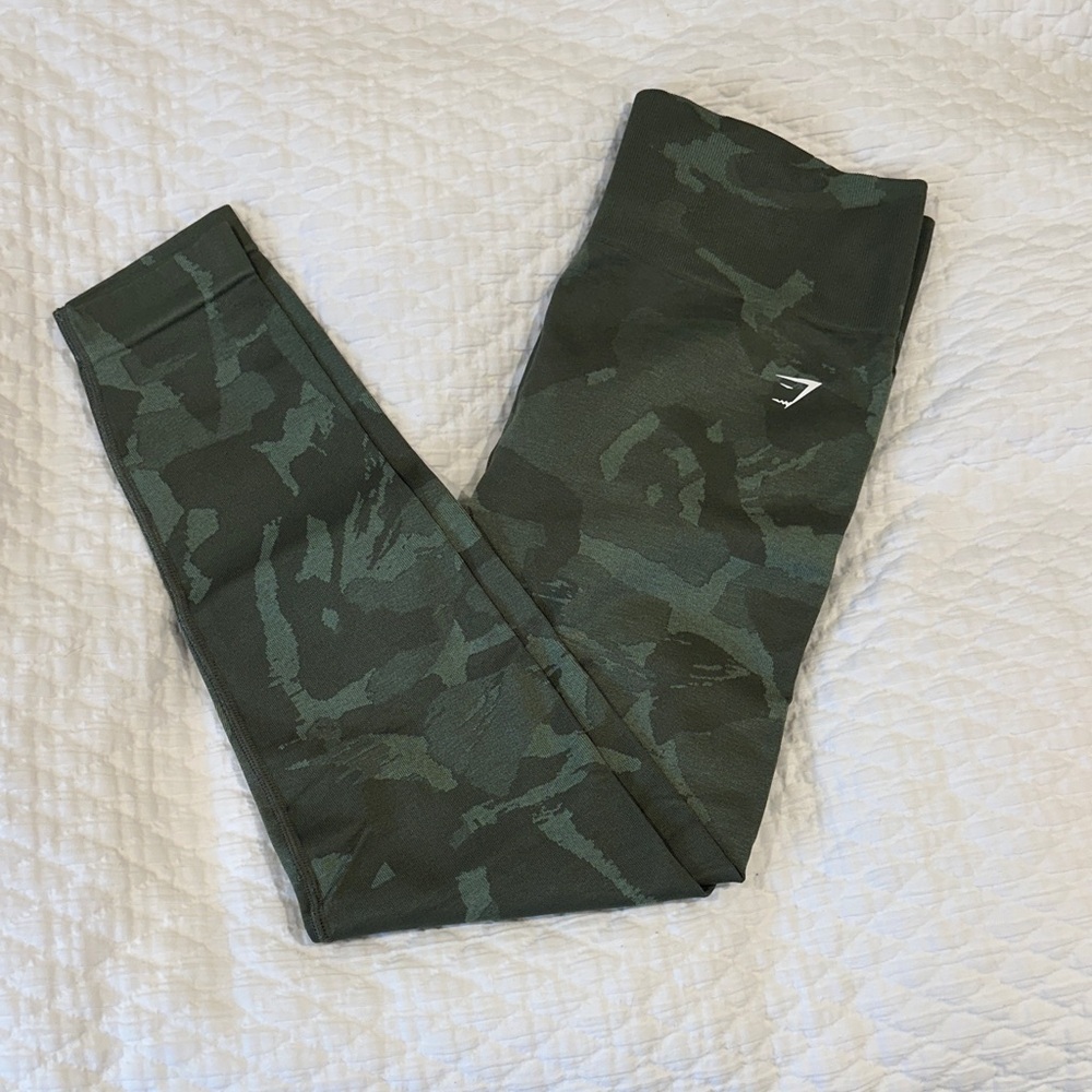 Gymshark women’s CamoLeggings